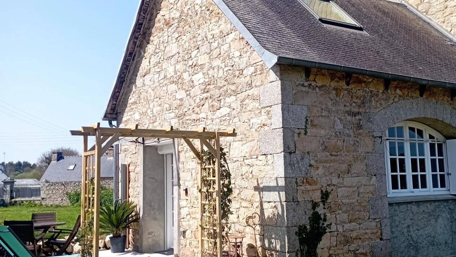 Cottage 3 Etoiles A 25 Mn De La Cote De Granit Rose Begard