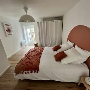 Hébergement de vacances Maison Cosy 4 Personnes, Tinténiac